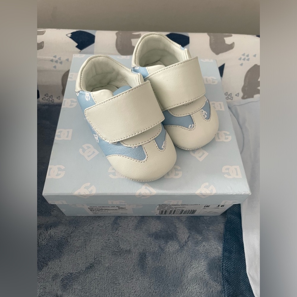 Dolce and Gabbana crib shoes light blue size 16